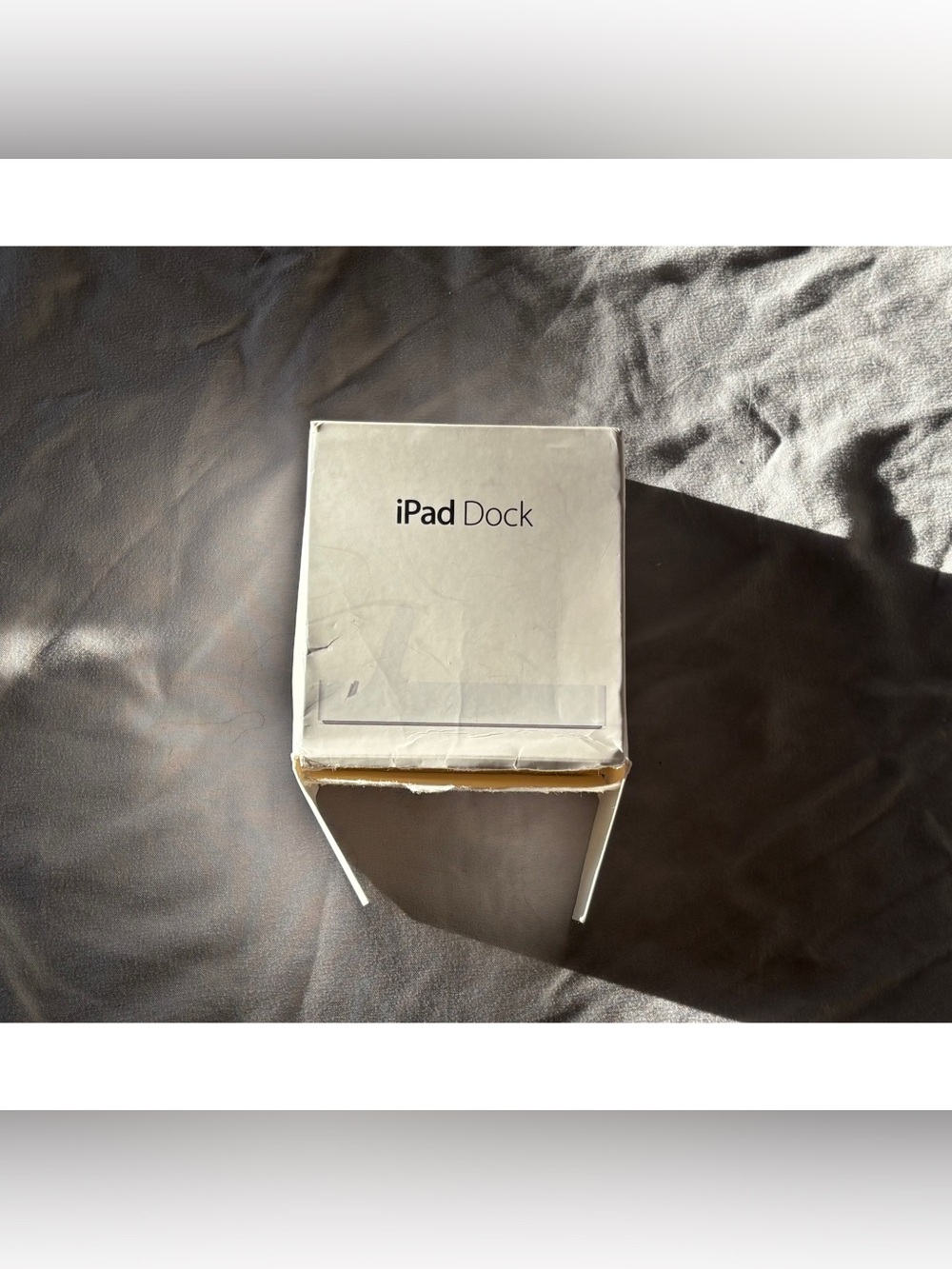 Apple iPad Dock Docking Station Mc940zm/A Compatible with iPad 2-Untested